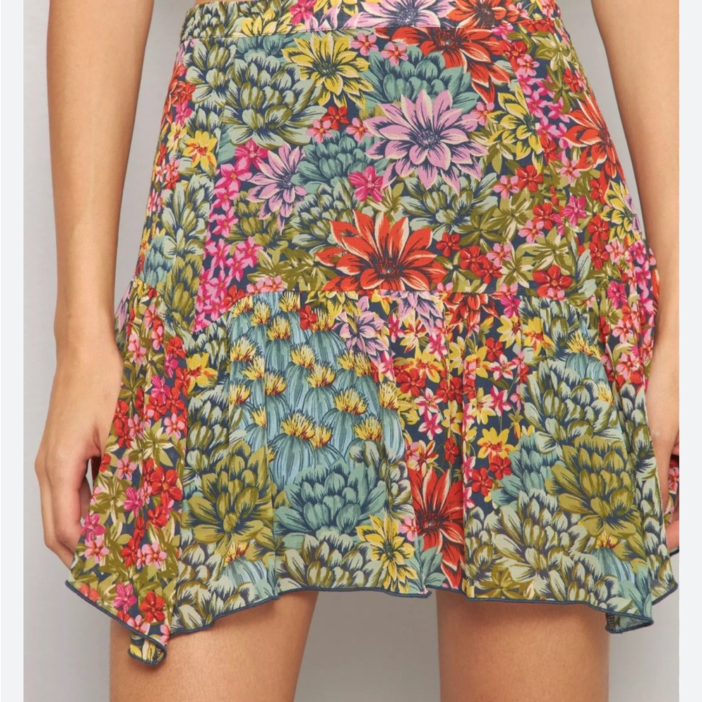 Urban Outfitters Floral Mini Skirt - Multicolor